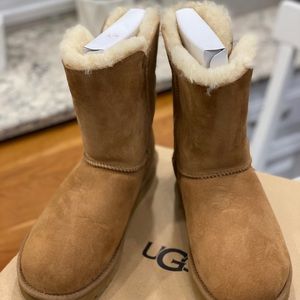 UGG Bailey Button ll Boot
